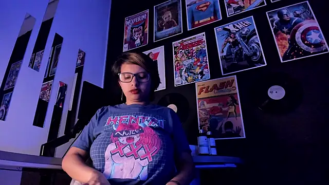 Snapshot of NovaGlitz chatting on January 2025 11:26:02 AM NovaGlitz online show from January 2025 11:26:02 AM