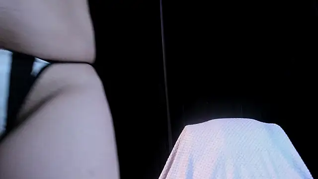 Snapshot of NovaGlitz chatting on February 2025 11:46:02 AM NovaGlitz online show from February 2025 11:46:02 AM