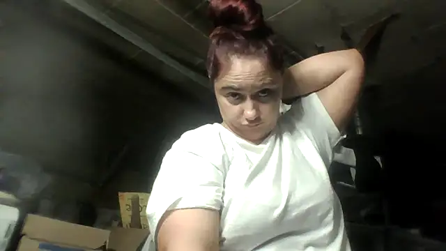 Snapshot of lilbishmiss chatting on June 2026 07:43:01 AM lilbishmiss online show from June 2026 07:43:01 AM