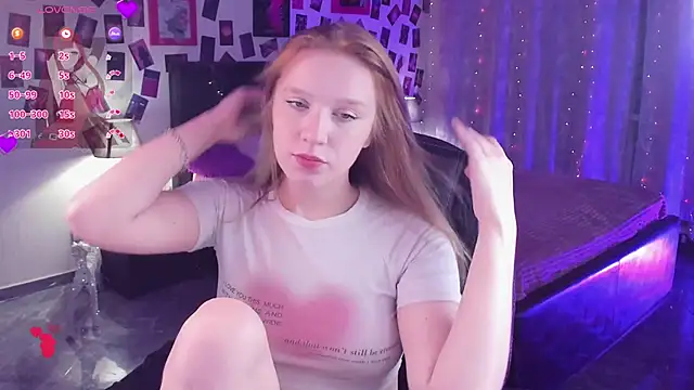 KarambaMoon online show from October 2025 08:51:02 PM