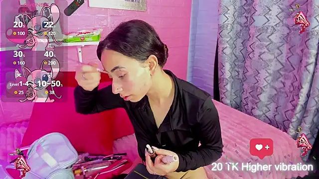 Snapshot of hanna__azumi chatting on October 2025 01:31:01 AM hanna azumi online show from October 2025 01:31:01 AM