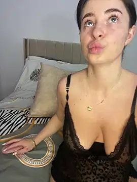 GraceCarther online show from September 2025 07:03:02 PM