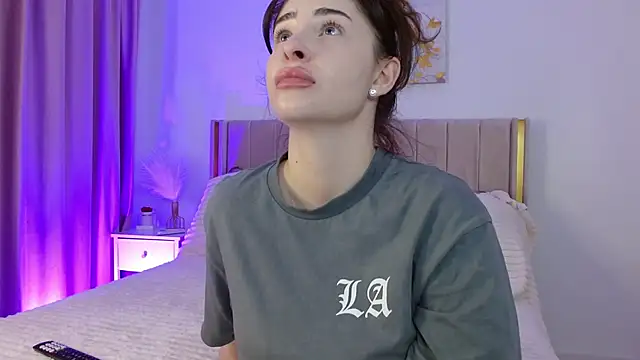 GraceCarther online show from November 2025 06:31:02 PM