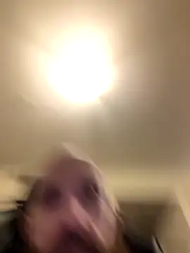 Snapshot of lit702 chatting on December 2025 11:15:02 AM lit702 online show from December 2025 11:15:02 AM