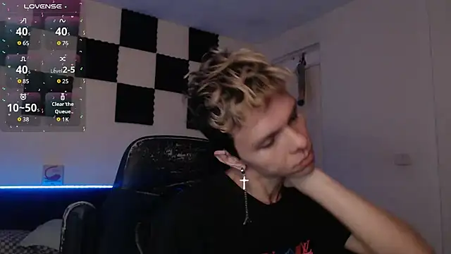 bryamado69 online show from September 2025 02:13:02 AM