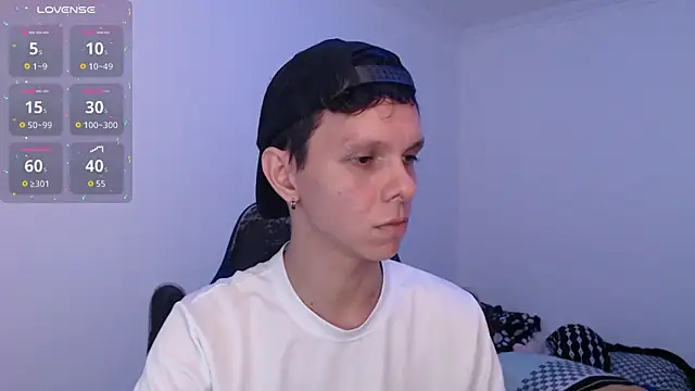 bryamado69 online show from December 2025 03:23:02 AM