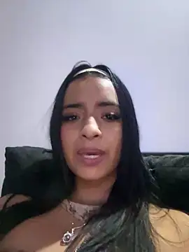 Laura fernandezII online show from February 2025 12:08:02 AM