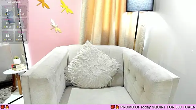 Snapshot of LenaRuiz_ chatting on January 2025 06:17:02 PM LenaRuiz online show from January 2025 06:17:02 PM