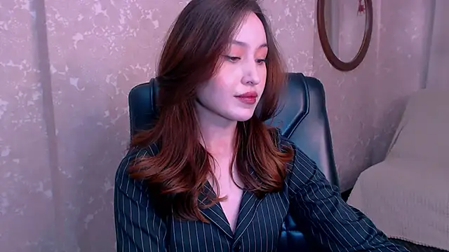 Snapshot of Ann__Cute chatting on February 2025 07:38:01 AM Ann Cute online show from February 2025 07:38:01 AM