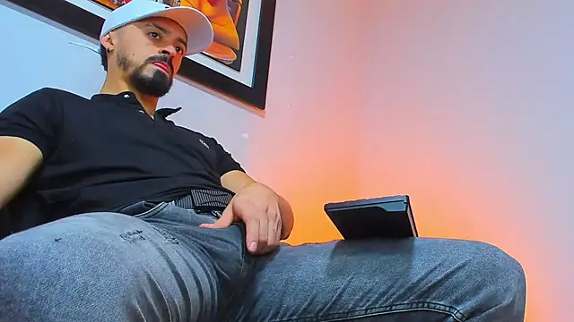 MAXIMUS MASTE3 online show from October 2025 08:44:01 PM