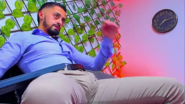 MAXIMUS MASTE3 online show from February 2026 09:18:02 PM