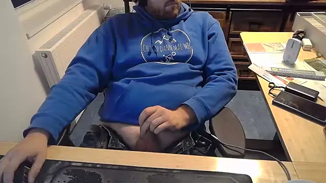 Snapshot of Currycake chatting on October 2025 05:43:01 PM Currycake online show from October 2025 05:43:01 PM