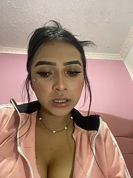 Snapshot of Miaa_coopeer chatting on March 2025 04:49:01 PM Miaa coopeer online show from March 2025 04:49:01 PM