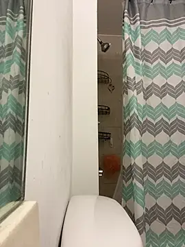 islandvybee55 online show from December 2024 02:53:01 AM