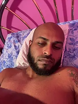 islandvybee55 online show from February 2026 04:32:01 AM