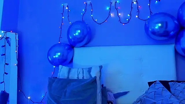 Charlotte11-11 online show from December 2025 02:56:02 PM