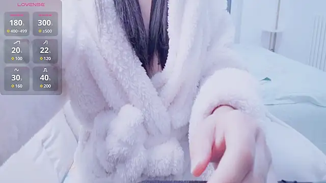 CN-Lily online show from March 2025 10:20:02 AM