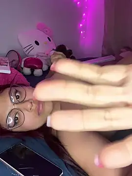 Snapshot of Aprilsmith2 chatting on December 2024 02:02:02 AM Aprilsmith2 online show from December 2024 02:02:02 AM