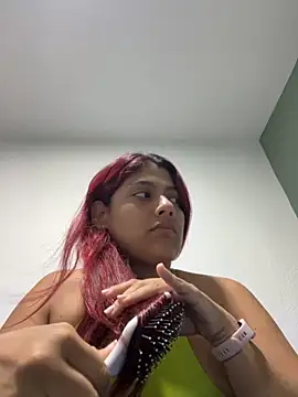 Snapshot of Aprilsmith2 chatting on October 2025 01:26:02 AM Aprilsmith2 online show from October 2025 01:26:02 AM