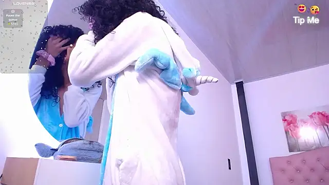 abigail f00x online show from October 2025 12:35:01 PM