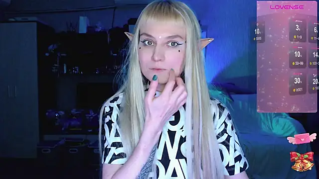 Snapshot of mischellemeow13 chatting on January 2026 12:35:01 AM mischellemeow13 online show from January 2026 12:35:01 AM