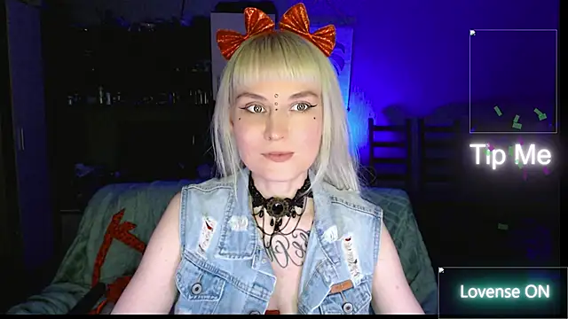 mischellemeow13 online show from May 2026 11:11:01 PM