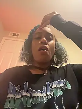 loveluna8 online show from December 2025 08:58:02 PM