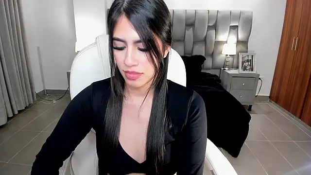 sarita evanss online show from December 2024 07:06:02 AM