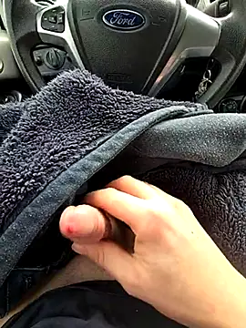 Snapshot of Titanhoott chatting on February 2025 12:36:02 PM Titanhoott online show from February 2025 12:36:02 PM