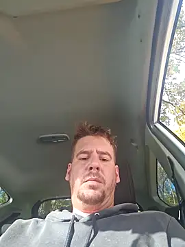 Snapshot of Titanhoott chatting on October 2025 12:50:02 PM Titanhoott online show from October 2025 12:50:02 PM