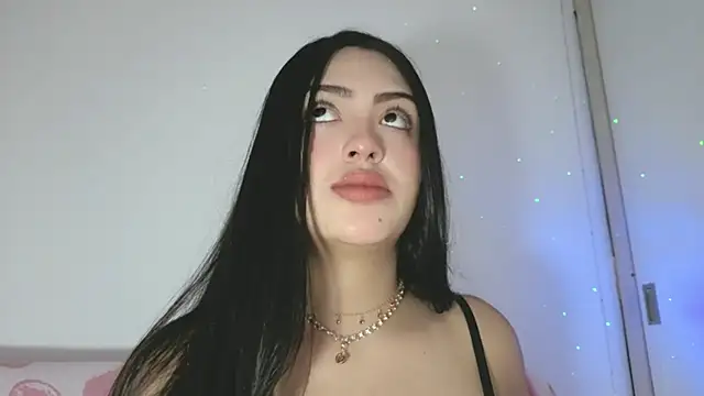 Sweet-Sophiee online show from April 2026 03:05:01 AM