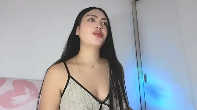 Sweet-Sophiee online show from April 2026 03:15:02 AM