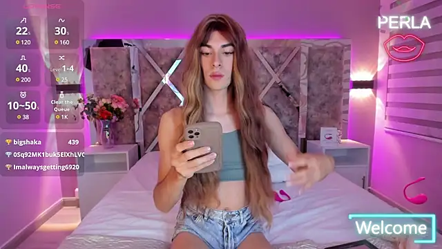 Snapshot of MaxiRogers chatting on February 2025 01:45:02 AM MaxiRogers online show from February 2025 01:45:02 AM