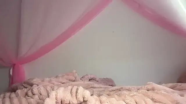 shandiloveslemonss online show from November 2025 06:19:02 PM