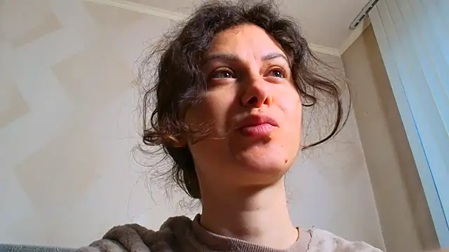 LeggyLover90 online show from May 2026 04:59:02 PM