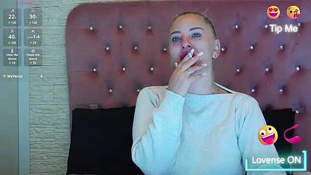 KikiSweet08 online show from December 2025 05:26:01 AM