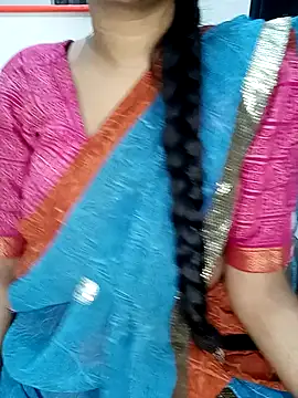 Snapshot of Lovely_mam444 chatting on December 2024 02:32:01 PM Lovely mam444 online show from December 2024 02:32:01 PM