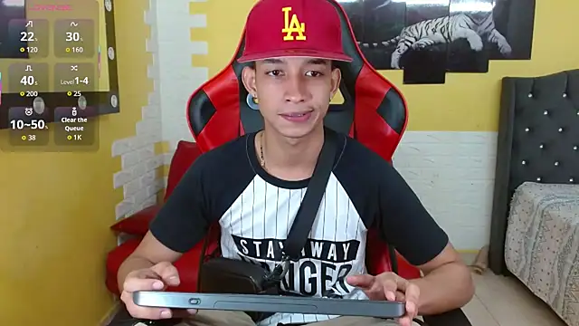 jose sexycumm online show from November 2025 08:22:02 PM