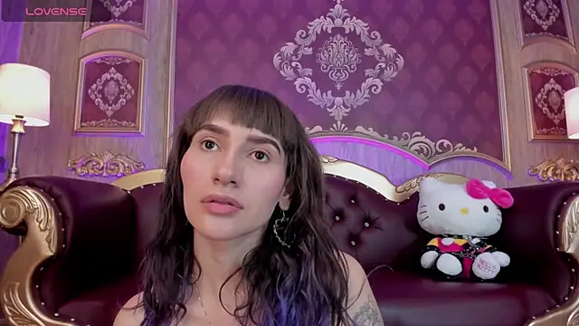 ElectraRaptiis online show from February 2025 08:00:01 PM