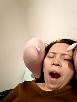 Snapshot of doggiepossession chatting on March 2025 03:45:02 PM doggiepossession online show from March 2025 03:45:02 PM