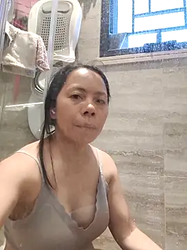 doggiepossession online show from November 2025 05:13:02 AM