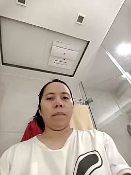 doggiepossession online show from April 2026 10:24:02 AM