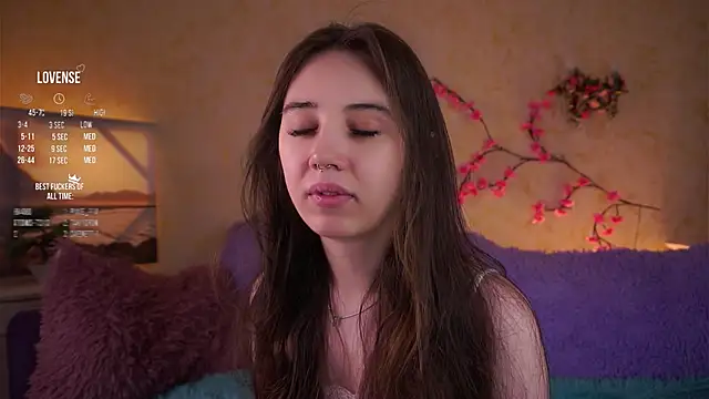 GillianDowdey online show from April 2026 02:28:01 AM