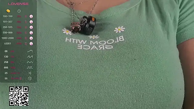 AislyEmbury online show from October 2025 04:37:01 AM