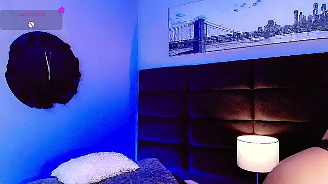 Snapshot of Valery_Sophiia chatting on March 2025 05:54:01 AM Valery Sophiia online show from March 2025 05:54:01 AM