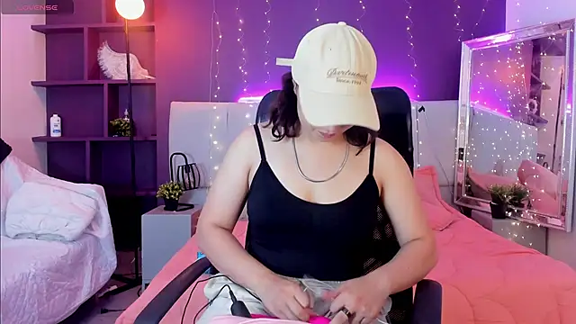 VickyBuunny online show from March 2025 02:01:02 PM