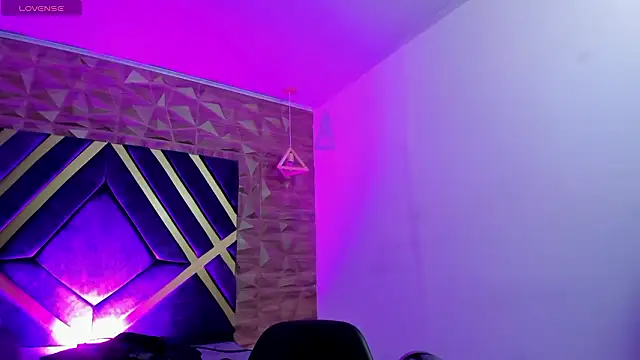 Ian Castillo  online show from February 2026 11:20:01 AM