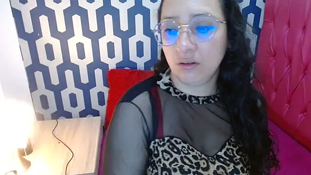 sarax ximena online show from October 2025 06:36:01 AM
