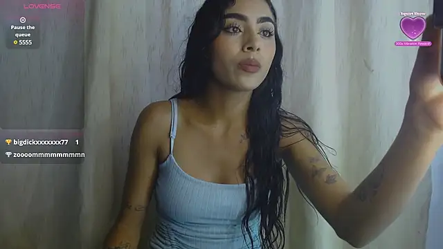 Snapshot of AntonellaAndNoah chatting on December 2024 10:06:01 PM AntonellaAndNoah online show from December 2024 10:06:01 PM