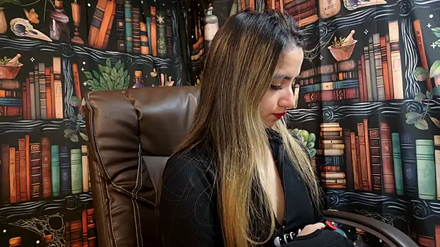 julietta   jackson online show from March 2025 08:19:01 PM